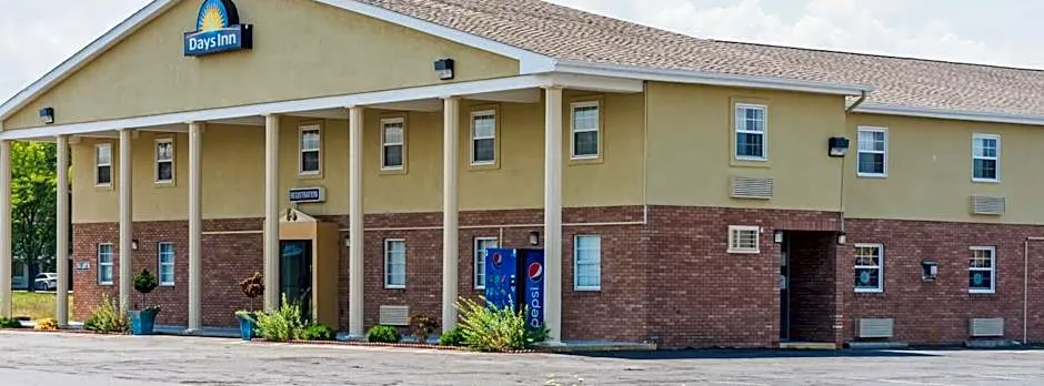 Days Inn by Wyndham Amherst
