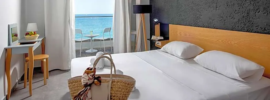 Azure Mare Hotel