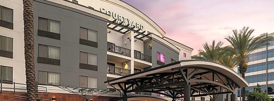 Courtyard by Marriott Los Angeles Burbank Airport