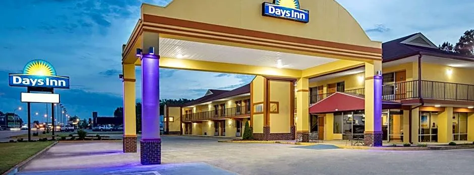 Days Inn by Wyndham Muscle Shoals Florence
