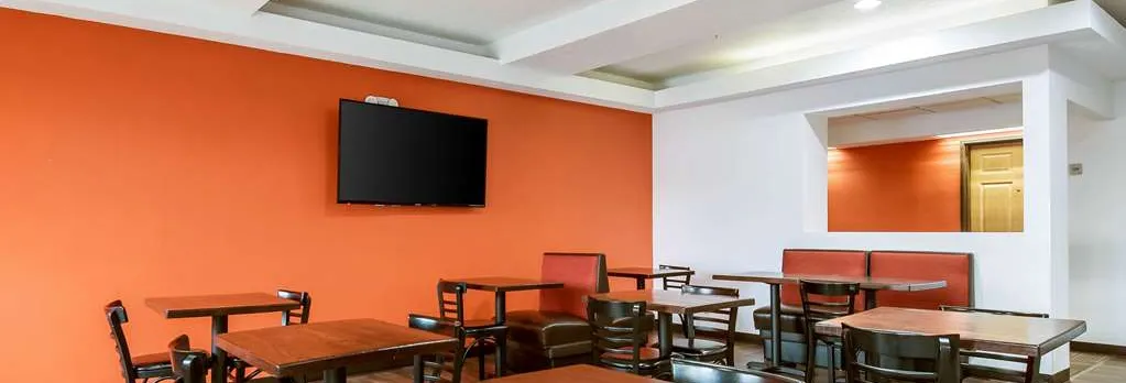 Econo Lodge Indianapolis