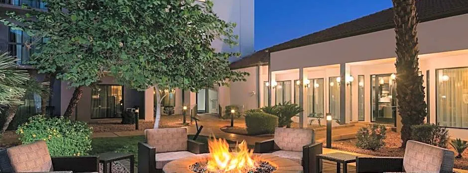 Courtyard by Marriott Phoenix Airport