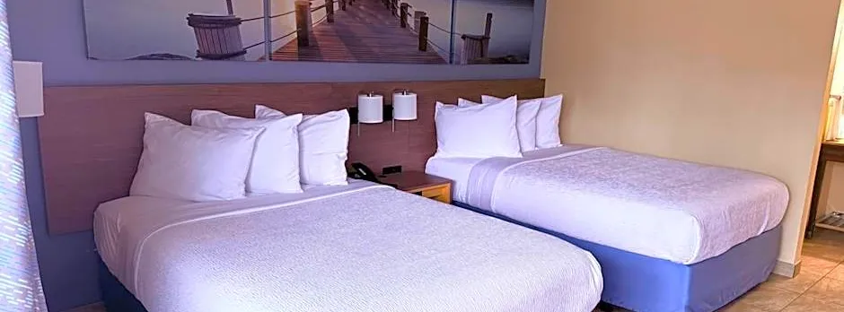 Days Inn by Wyndham St. Petersburg / Tampa Bay Area