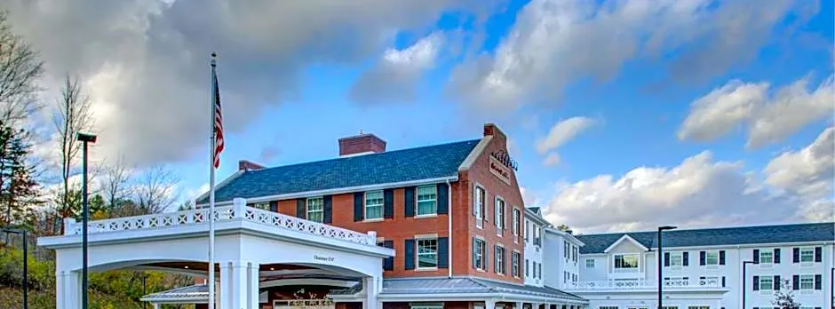 Hampton Inn & Suites Manchester
