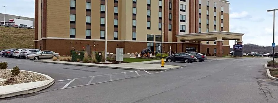 Hampton Inn & Suites West Morgantown University Towne Centre