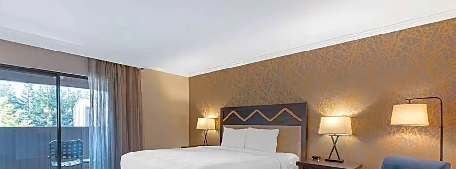 Best Western Plus Inn At The Vines