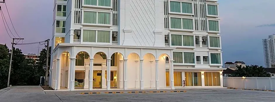 B2 Hua Hin Premier Resort