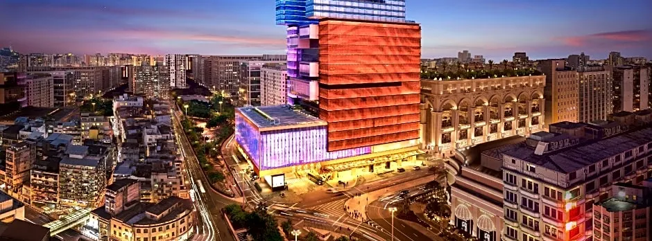 Starworld Hotel