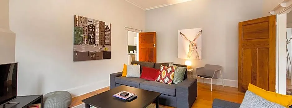 BRIGHTON HAVEN a self-contained modern bungalow