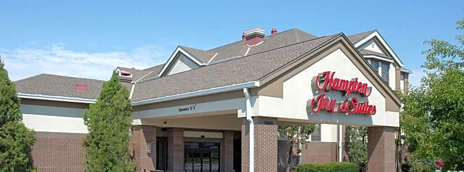 Hampton Inn & Suites Kansas City-Merriam