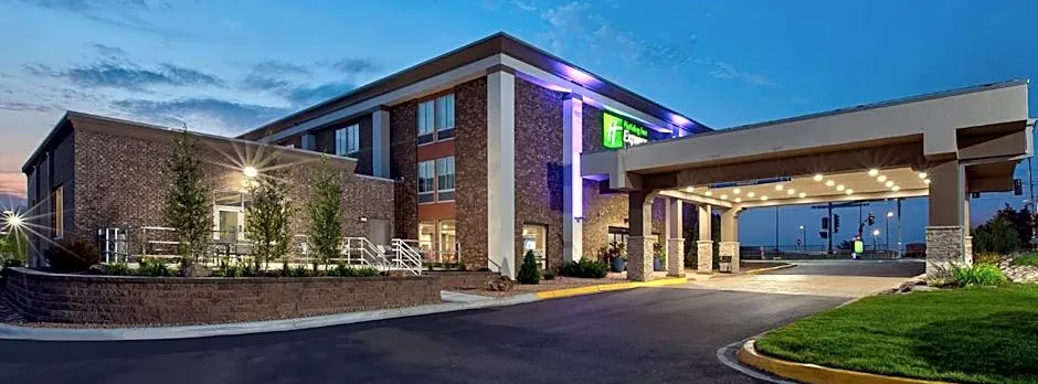 Holiday Inn Express & Suites Eden Prairie Minneapolis By IHG