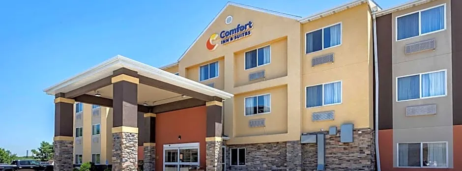 Comfort Inn & Suites Waterloo - Cedar Falls