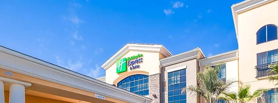 Holiday Inn Express & Suites Eureka By IHG
