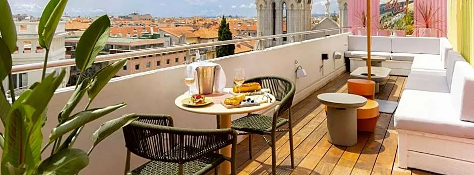 Nice Centre Hotel