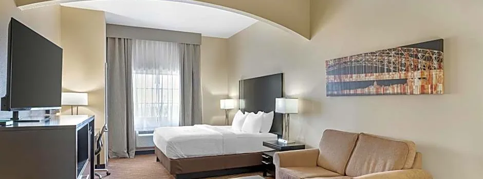Best Western Plus Capital Inn