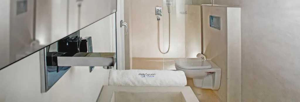 May Seven Suites - Adults Only