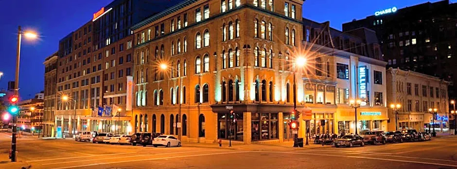 Milwaukee Marriott Downtown