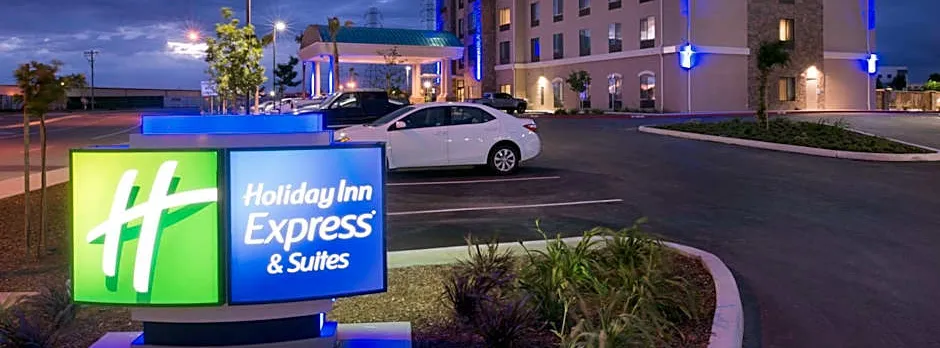 Holiday Inn Express & Suites Bakersfield Airport By IHG
