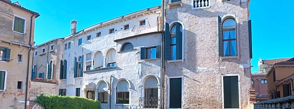 Palazzo Contarini Porta di Ferro