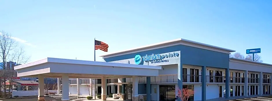 Clarion Pointe Statesville