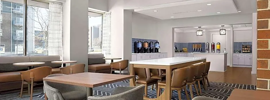 Homewood Suites By Hilton Omaha-Downtown