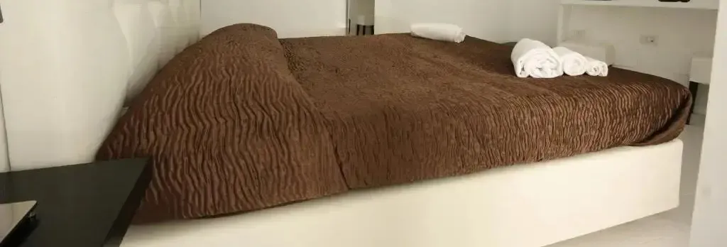 Hip Suites