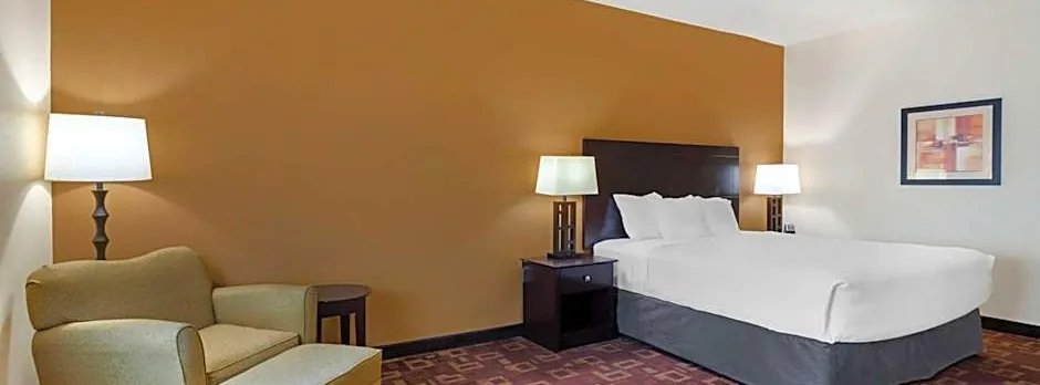 Best Western Plus Goliad Inn & Suites