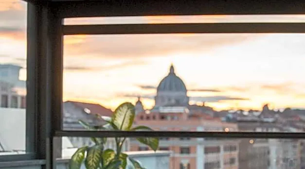 Twentyone Hotel