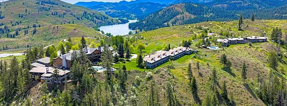 Sun Mountain Lodge