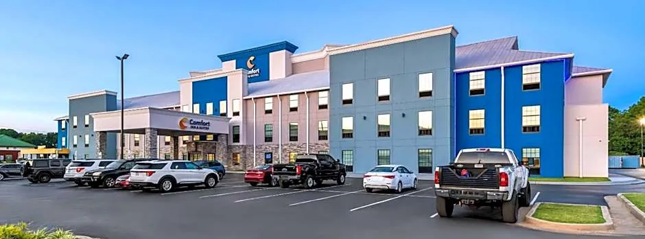 Comfort Inn & Suites River City Decatur