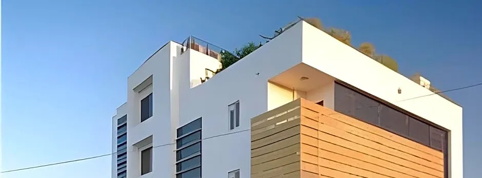 Hotel NaNgi's Pride