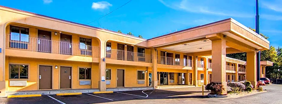 Econo Lodge Atlanta Airport East