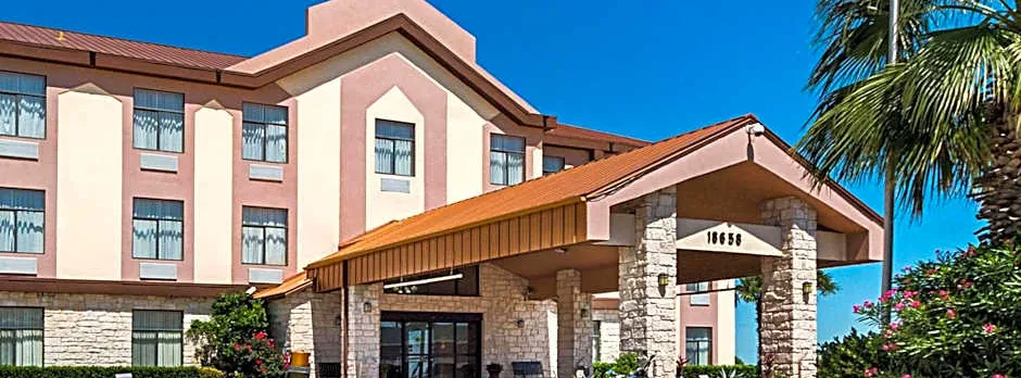 Quality Inn & Suites Buda