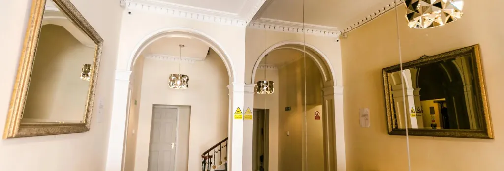 Park Lane Apartments - Clarges St