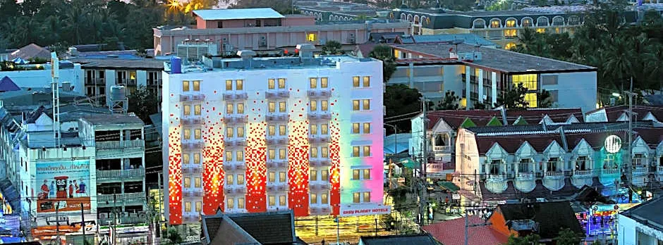 Easy Planet Phuket Patong
