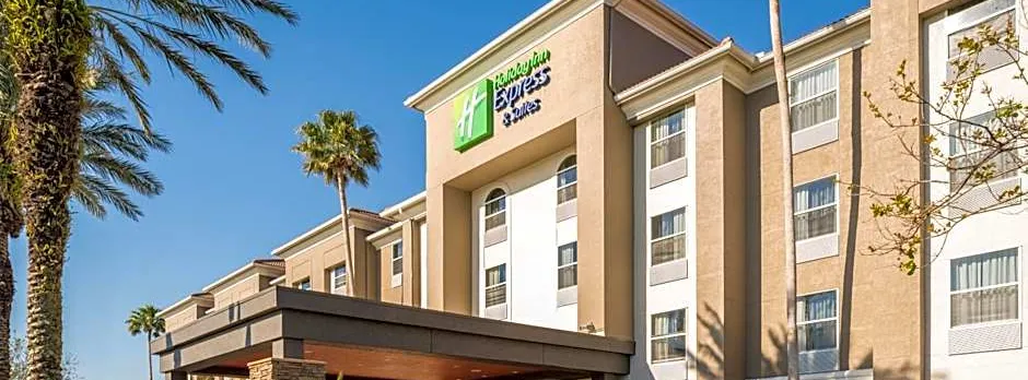 Holiday Inn Express & Suites Orlando International Airport By IHG