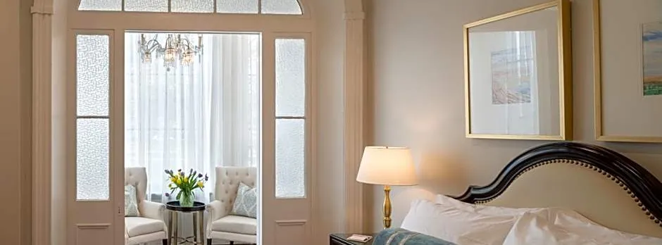 Sydney Boutique Inn & Suites