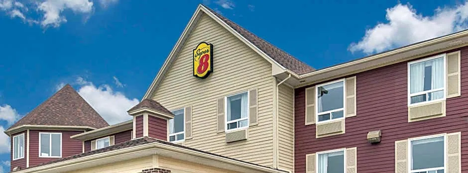 Super 8 by Wyndham Windsor NS