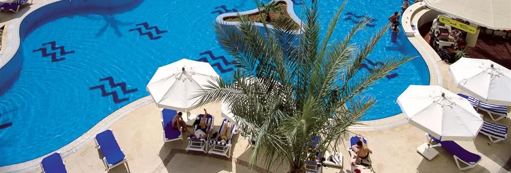 Hilton Sharks Bay Resort