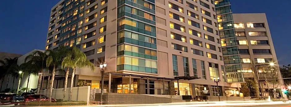 Embassy Suites By Hilton Los Angeles Glendale
