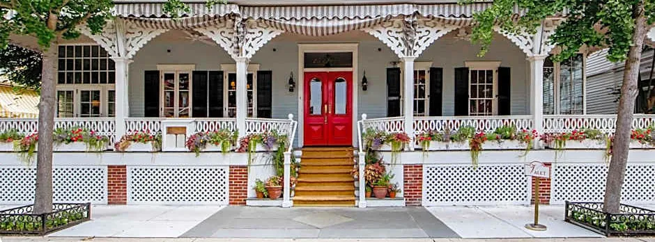 The Virginia and Cottages