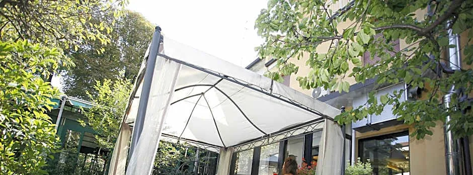 Hotel Adler