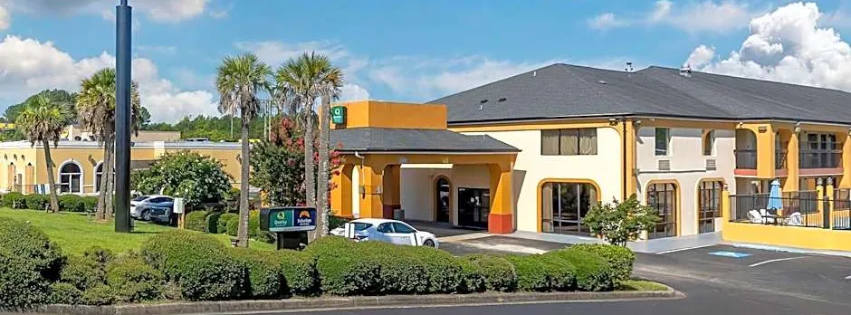 Quality Inn & Suites Orangeburg