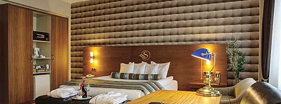 Susuzlu Atlantis Hotel
