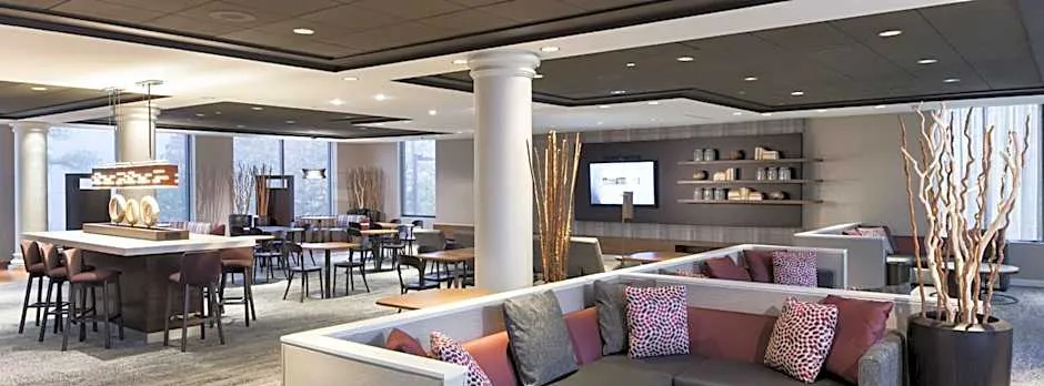 Courtyard by Marriott Alexandria Old Town/Southwest