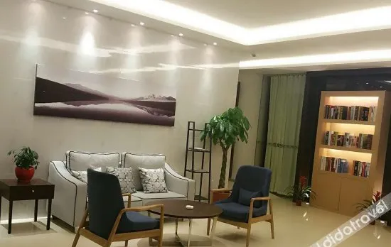 Jinjiang Inn Select (Shanghai Bund Xintiandi Xizang South Road store )