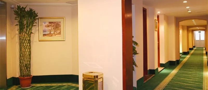 GEM Hotel Wuning Road Zhenping Road Metro Station
