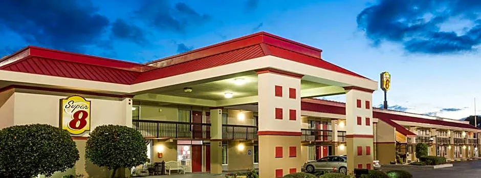 Super 8 by Wyndham Tifton