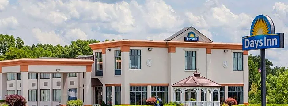 Days Inn by Wyndham Windsor Locks / Bradley Intl Airport