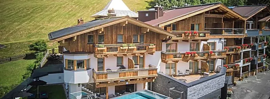 Hotel Astrid - Ski In - Ski Out